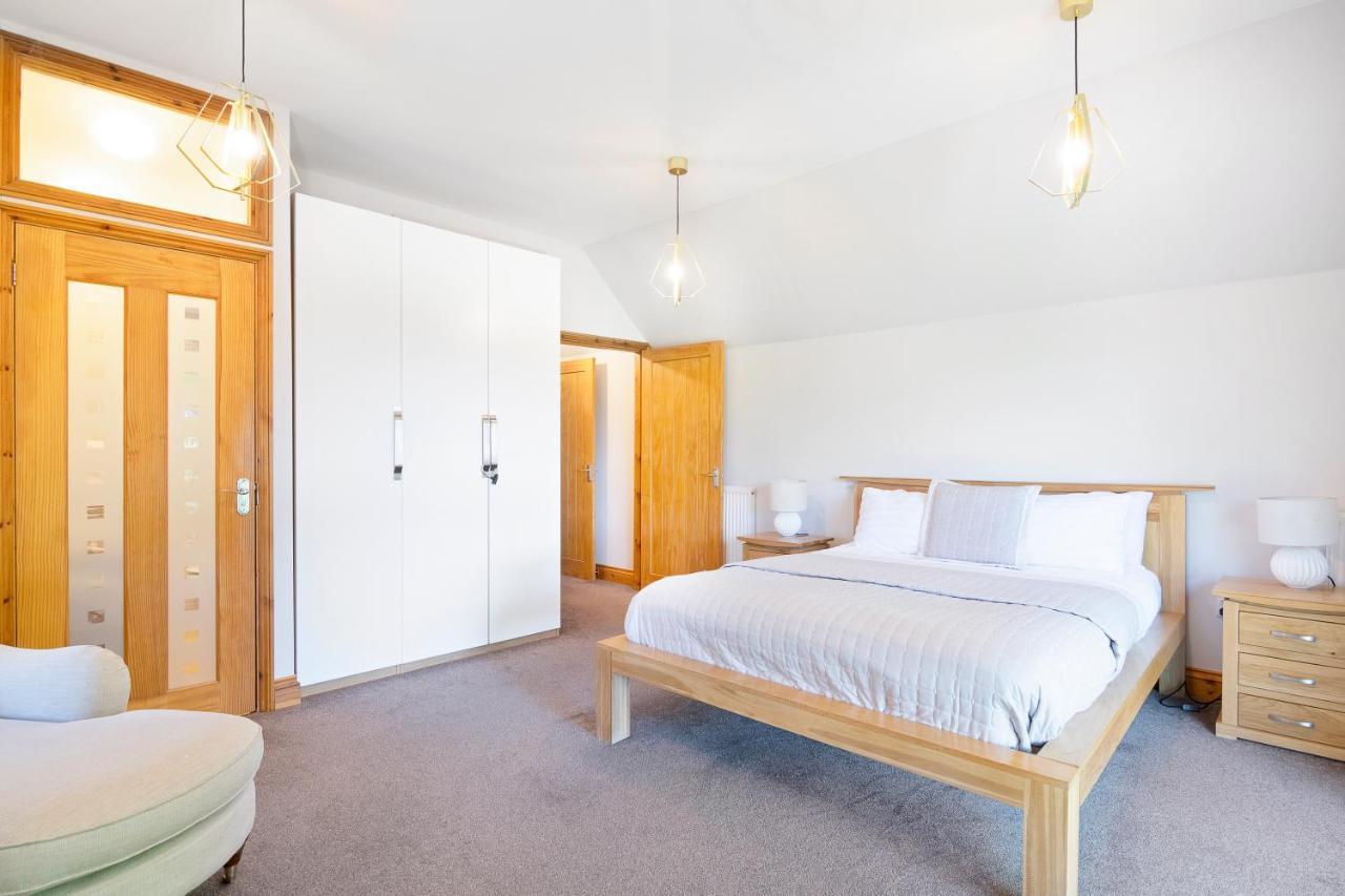 The Roost Group - The Coach House - Hot Tub Villa Gravesend Bagian luar foto